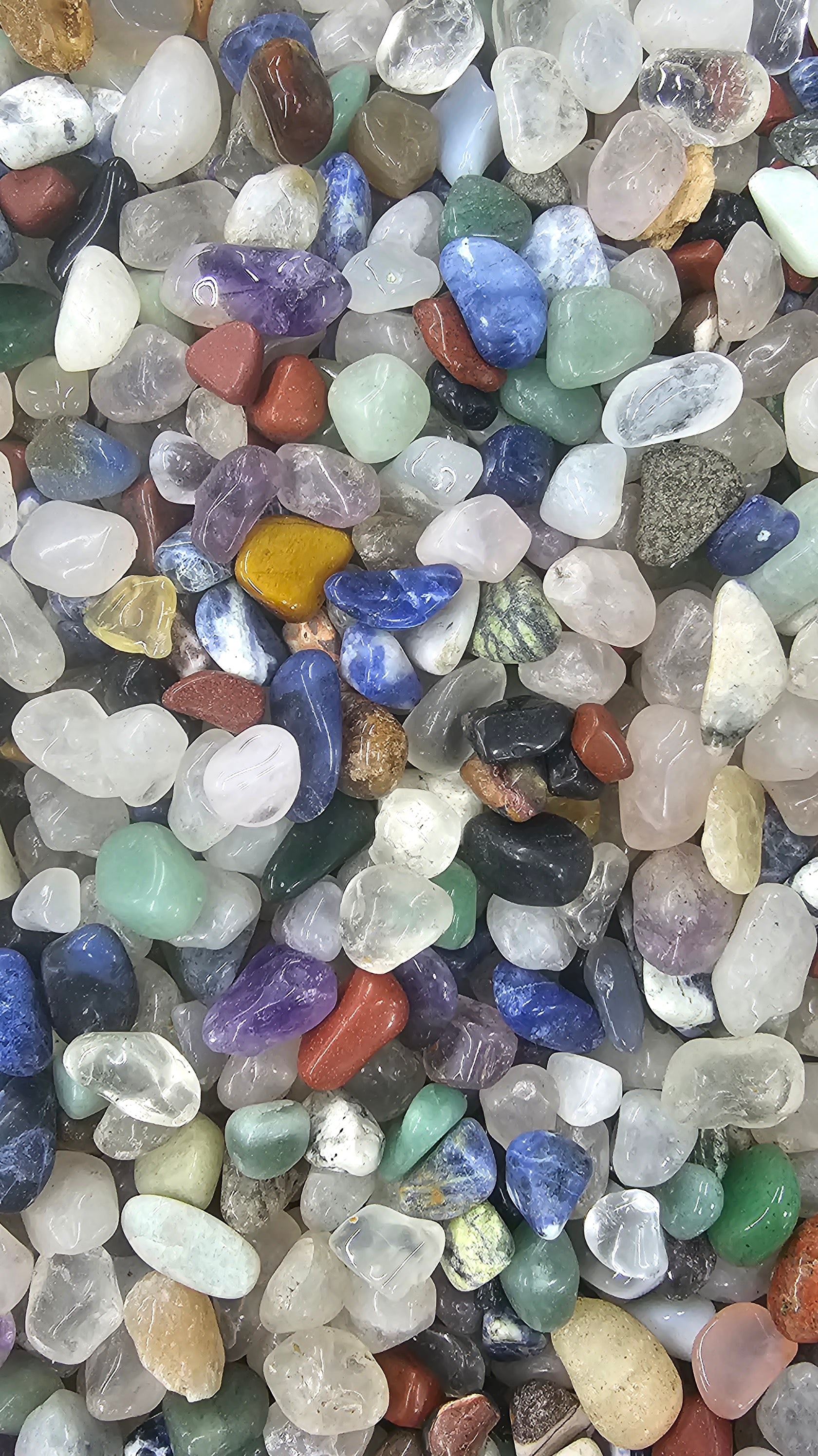 Exploring the Enchanting World of Crystal Chips: A Guide to Their Versatile Uses