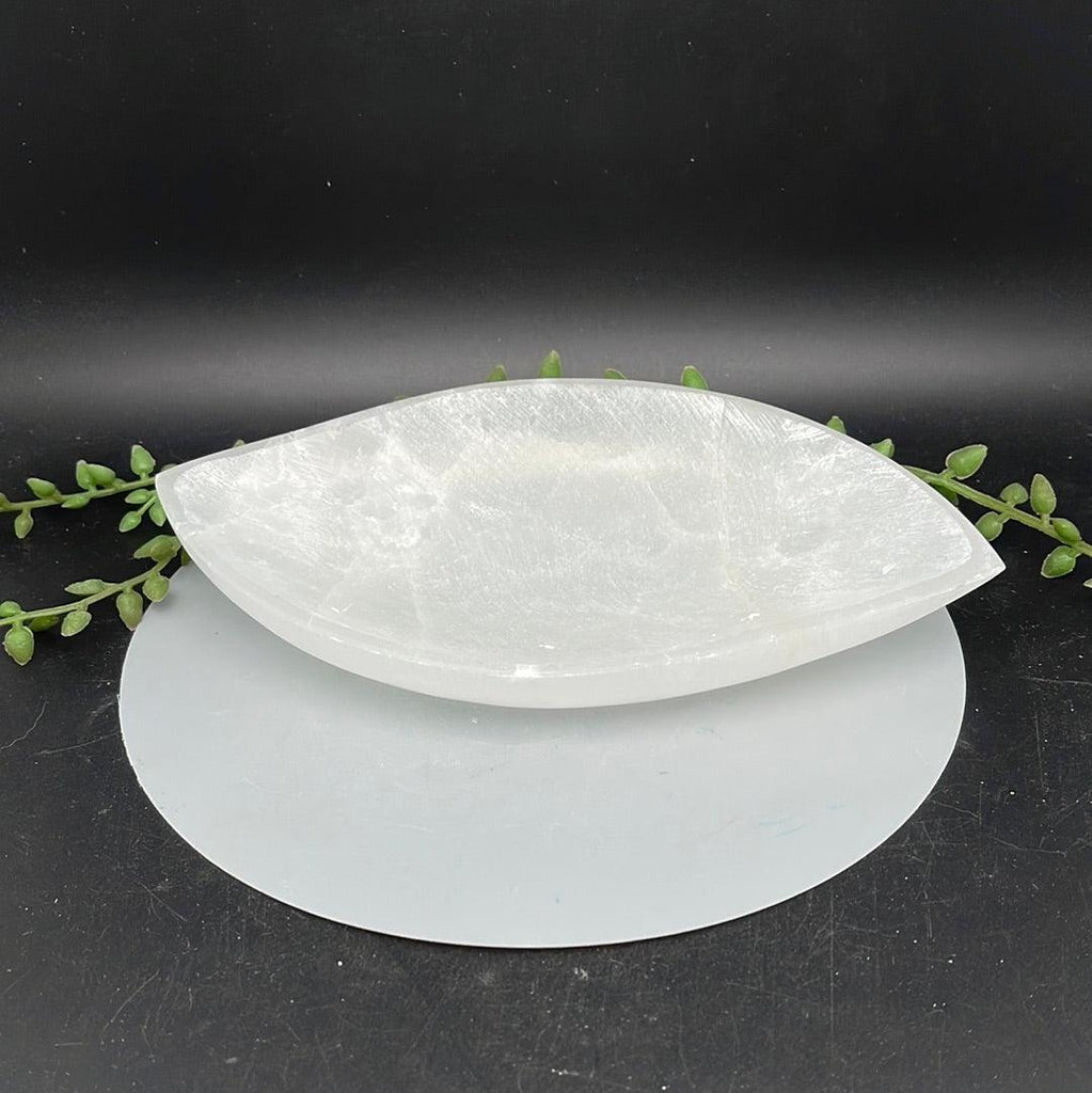 20 cm Selenite Leaf Shaped Bowls - Natural Collective LLC
