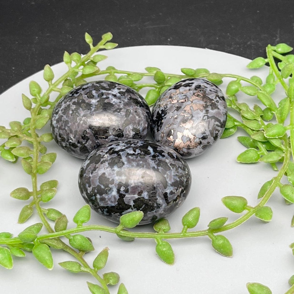 Indigo Gabbro Palms - Natural Collective LLC